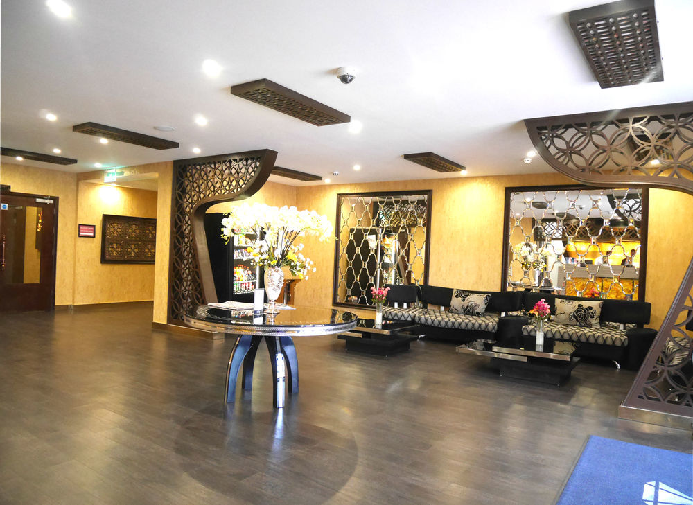 Grand Sapphire Hotel & Banqueting Croydon Exterior foto